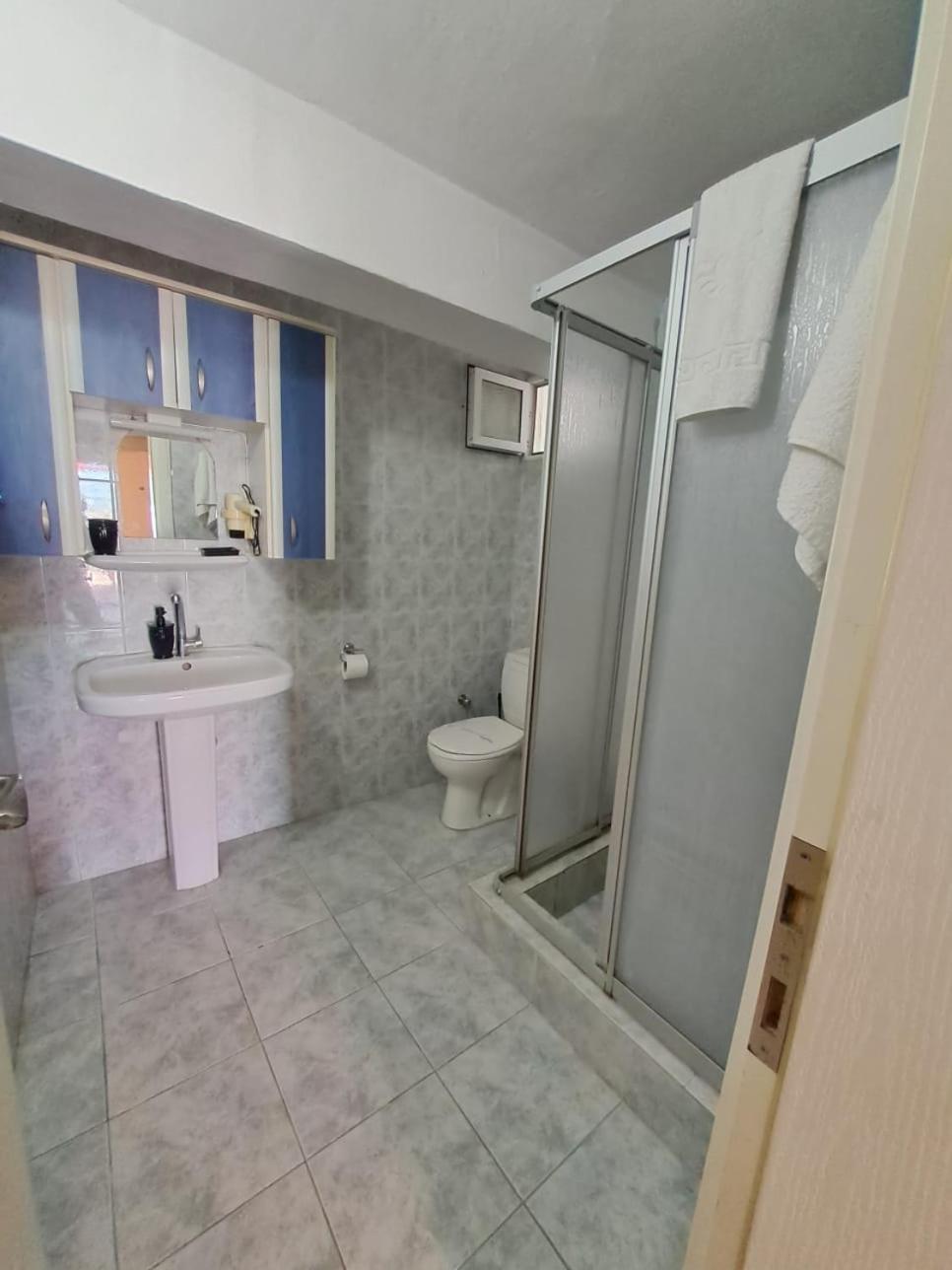 Soezer Otel Ayvalik Exterior photo